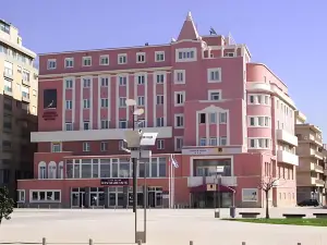 The One Grand Hotel da Póvoa