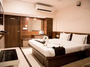 Hotel Paras, Jabalpur