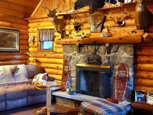 Camping at Its Finest!  Bring Your Hunting Party, Sleeps 12Ppl
