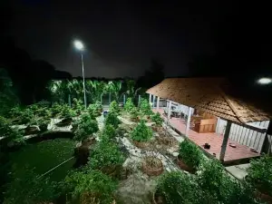 Nhà ven sông Sài Gòn