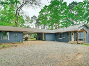 Waterfront House on Toledo Bend w/ Private Dock!