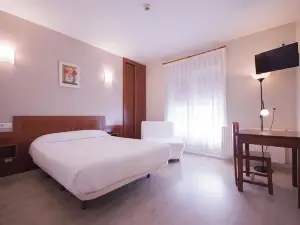 U-Hotel Darío Lugo