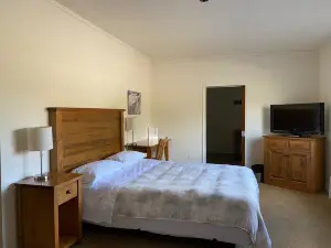 Stork Nest Inn