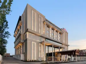 라마다 앙코르 바이 윈덤 라즈바그 스리나가르