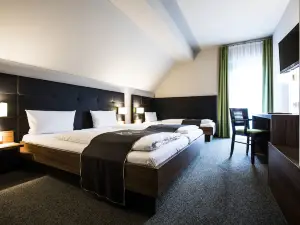 RiKu Hotel Weißenhorn