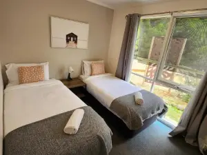 Bells Beach Cottages