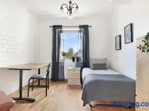 Guestly Homes - 3Br City Charm