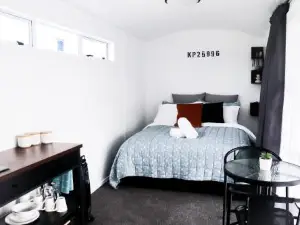 Rustic Rails Accommodation