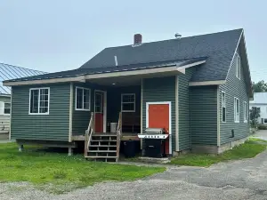 Direct Trail Access! Downtown - Full Home!