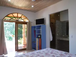 椰子海灘村莊飯店