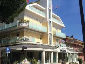 Hotel Royal