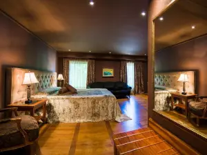 Ventura Boutique Hotel