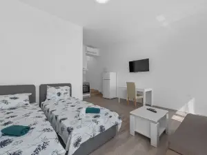 Mima Apartments