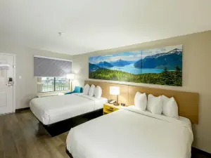 Days Inn & Suites by Wyndham Bossier City