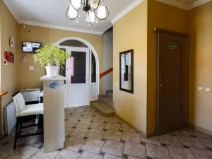 Maksim's Guest House