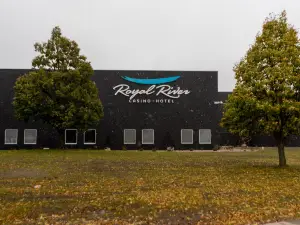 Royal River Casino and Hotel
