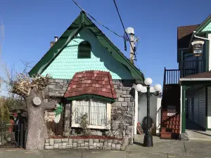 Little Inn on Willow