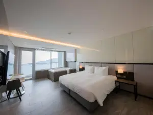 Ramada Suites Geoje 