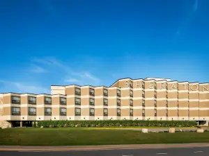 Sheraton Montreal Airport Hotel