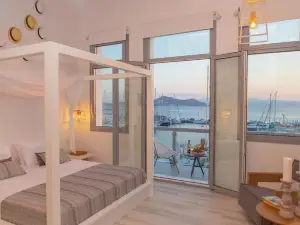 Naxos Riviera Suites