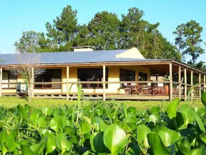 Irupe Lodge
