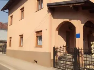 Studio Apartman Kika