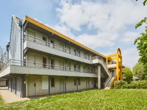 프리미에르 클라세 멜룬 세나르 베르 세인트 데니스