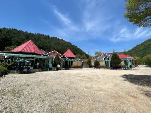 Hongcheon Oullim Glamping Pension