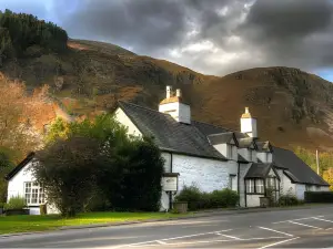 Gwesty Minffordd Hotel