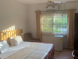 HighLander Guest House