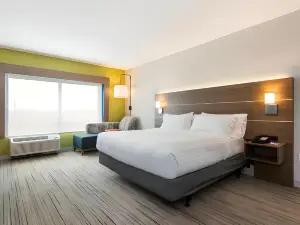 Holiday Inn Express & Suites Carrollton West