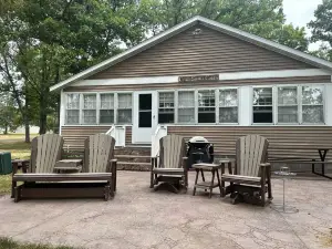 Make memories at this Big Chetac Lake Cottage