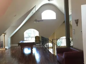 Beautiful Custom Home On 1 Acre Inground Bbq For Big Game .