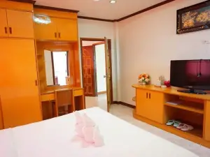 Phimai Buri Apartment