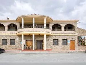 Labella - Hostal Rural Restaurante