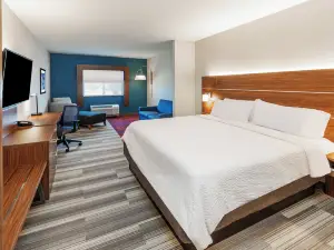 Holiday Inn Express & Suites Del Rio