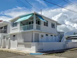 Oceanfront Escape, Hammocks, Walk to Boardwalk Solar Backup