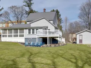 Gambier Vacation Rental ~ 5 Mi to Mt Vernon!