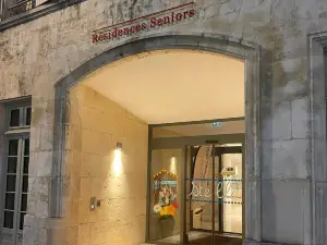 제나오 아파트호텔 코냑