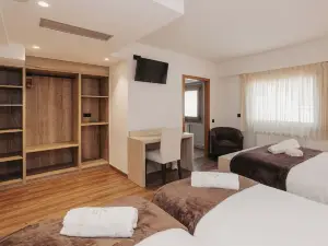 La Trobada Hotel Sport