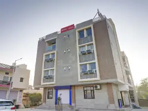 Hotel Ravi Residency