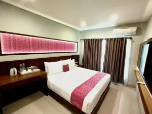 Triple 8 the Riverside Resort