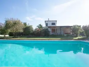 Villa Paolina, Private Pool, Large Shady Patio, BBQ