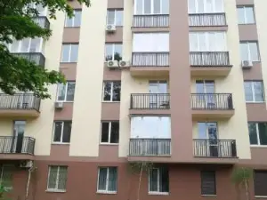 Lux Apartment, Near Metro Vasylkivska
