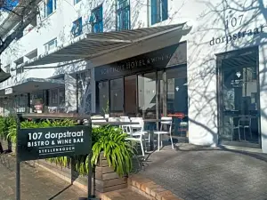 107 Dorpstraat Boutique Hotel