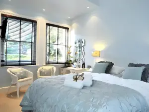 Langtry Manor Hotel