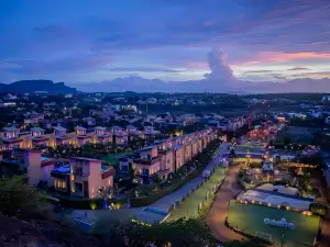 Della Resorts