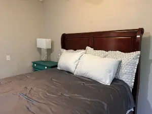 Cozy 1br 1bath with Full Kitchen in Hattiesburg