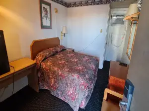 DuBois Manor Motel