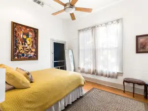 Medina River Historic Cottage